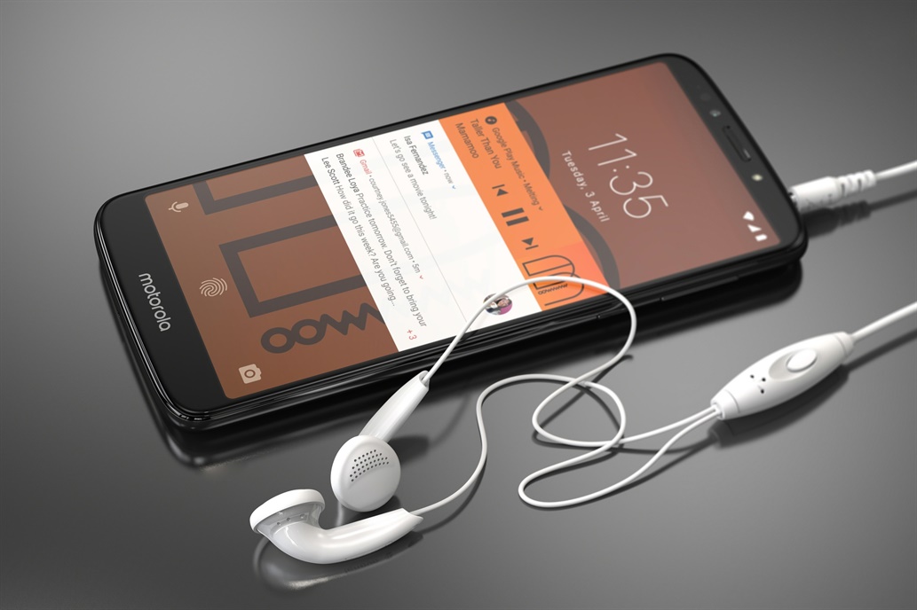 Motorola presentó su nueva línea de teléfonos Moto E5