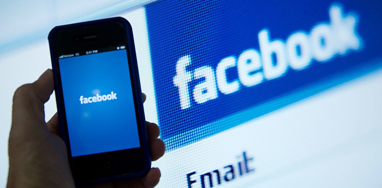 Ciberseguridad : Cómo comprobar si tus fotos fueron robadas tras el último fallo de Facebook