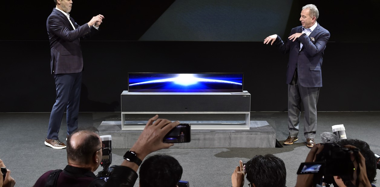 Las Vegas: Samsung y LG demostraron todo su poder en la CES 2019: 98 pulgadas en 8K, la TV enrollable y el 5G