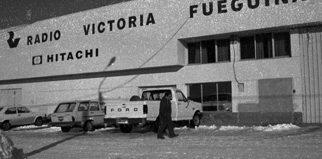 Un gigante chino se asoció con Radio Victoria para fabricar TV y celulares